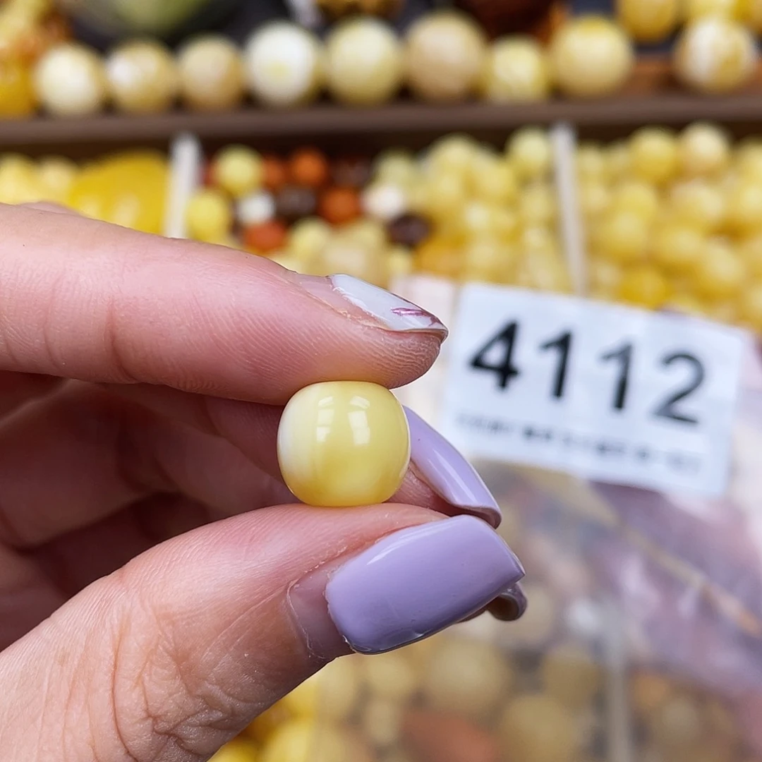 未镶嵌蜜蜡珠宝奇石11.1