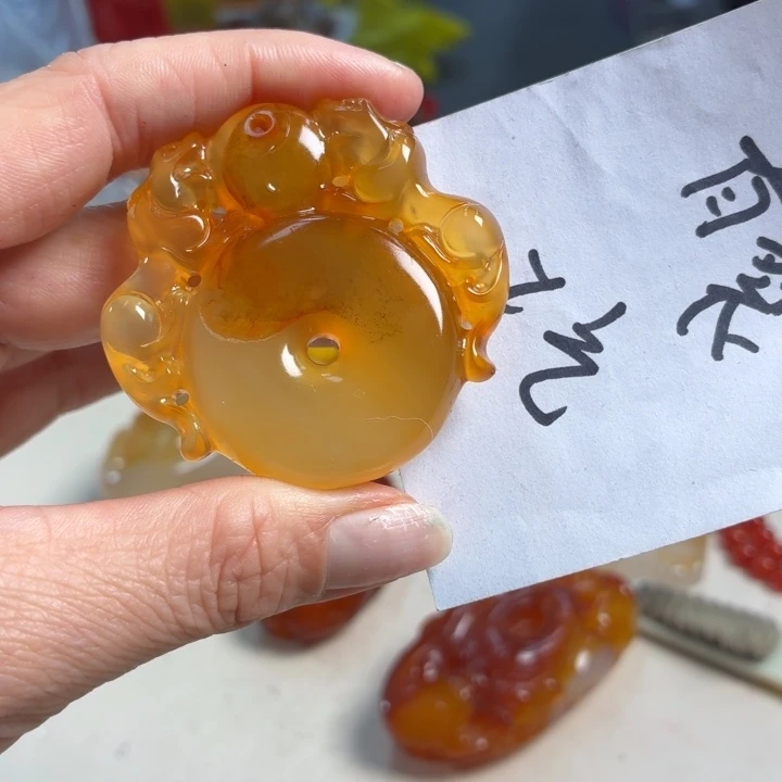 玛瑙/玉髓未镶嵌吊坠(不含链)