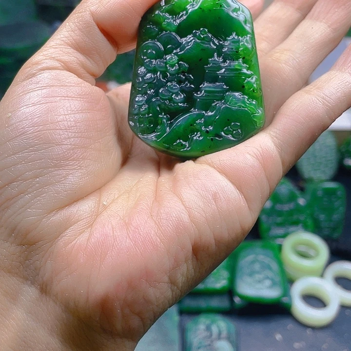 和田玉未镶嵌珠宝半成品