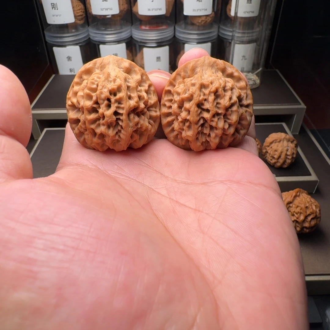 文玩核桃吊坠秦闷39全品白茬精对