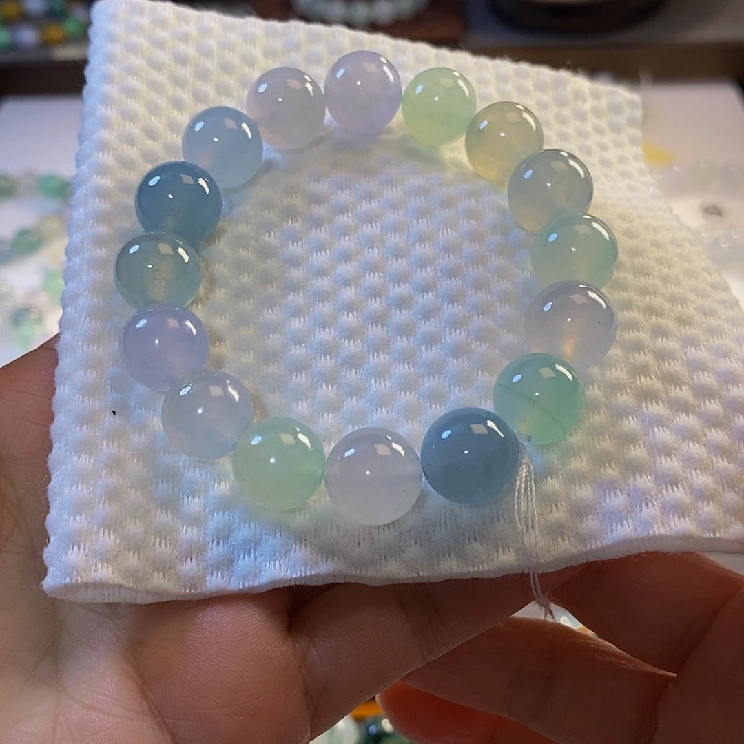 定制翡翠未镶嵌翡翠.