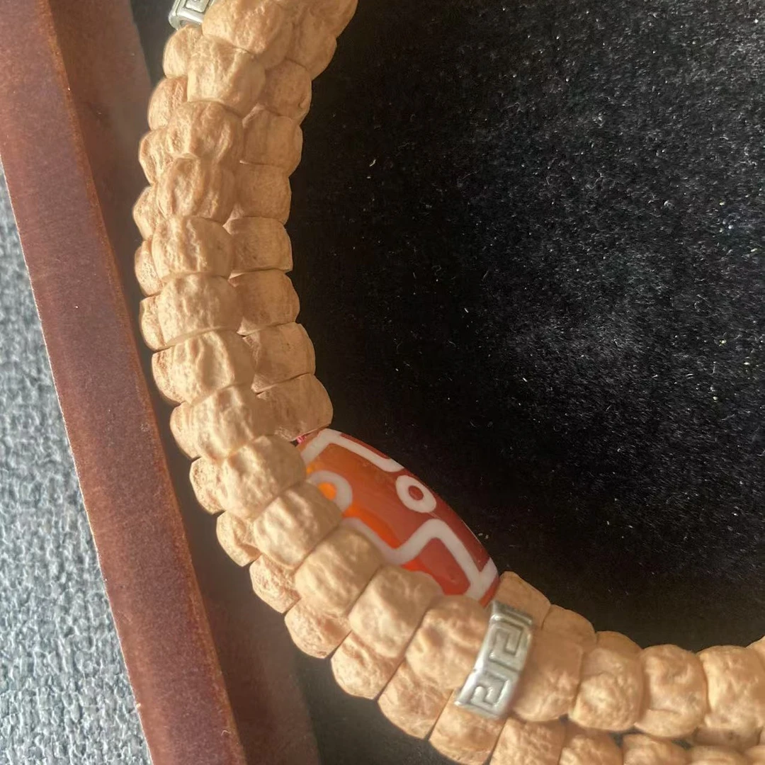 藏式直切顺纹坑鬼脸高密文玩