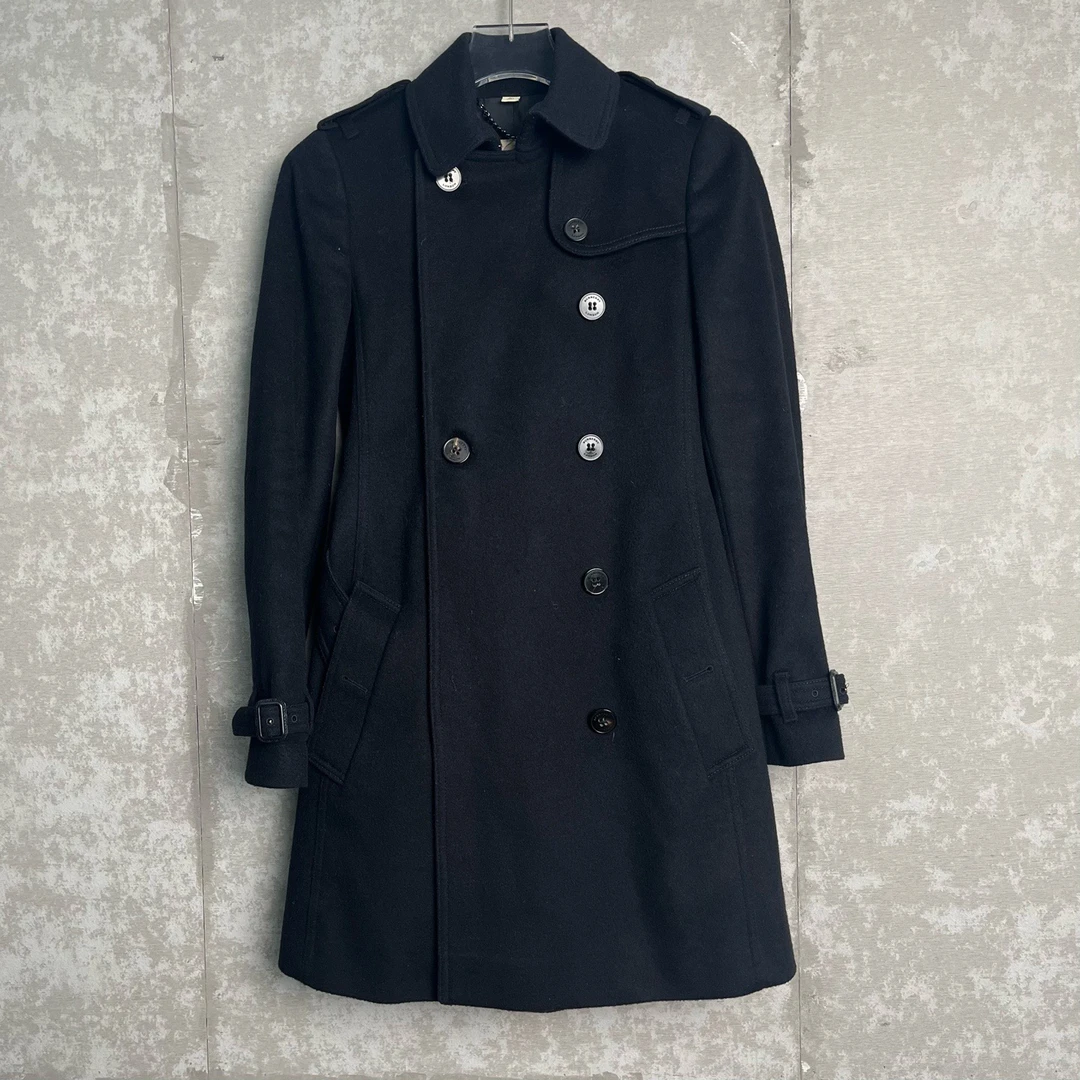 未使用 BURBERRY/博柏利 4*1/经典黑色高级感大衣/18591/JP