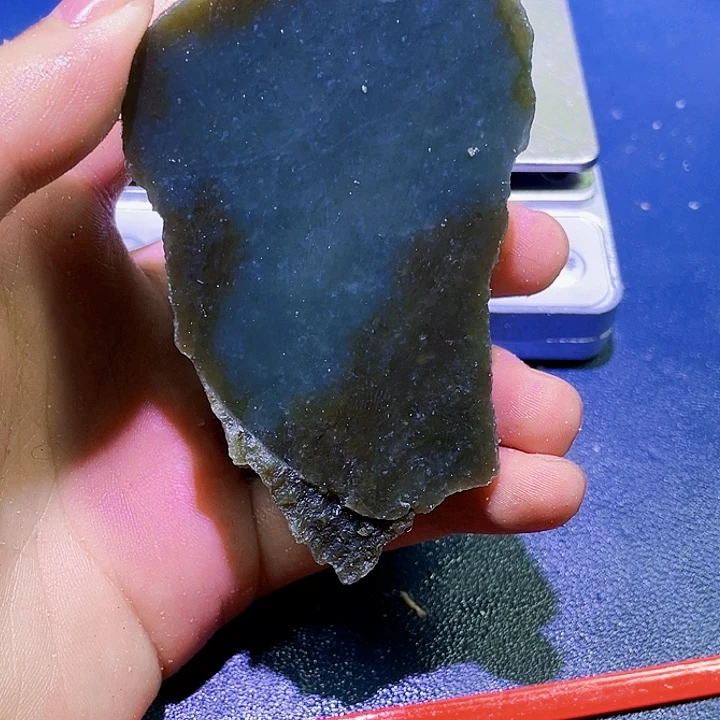 未镶嵌和田玉（糖玉）珠宝半成品