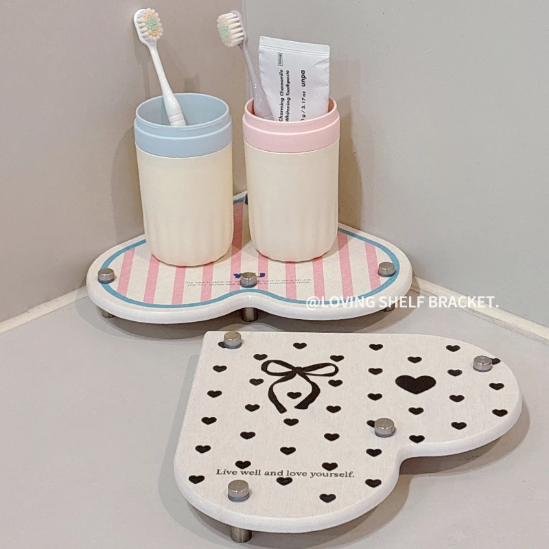 爱心硅藻泥吸水垫浴室置物架沥水架卫生间台面收纳牙刷牙杯沥水垫