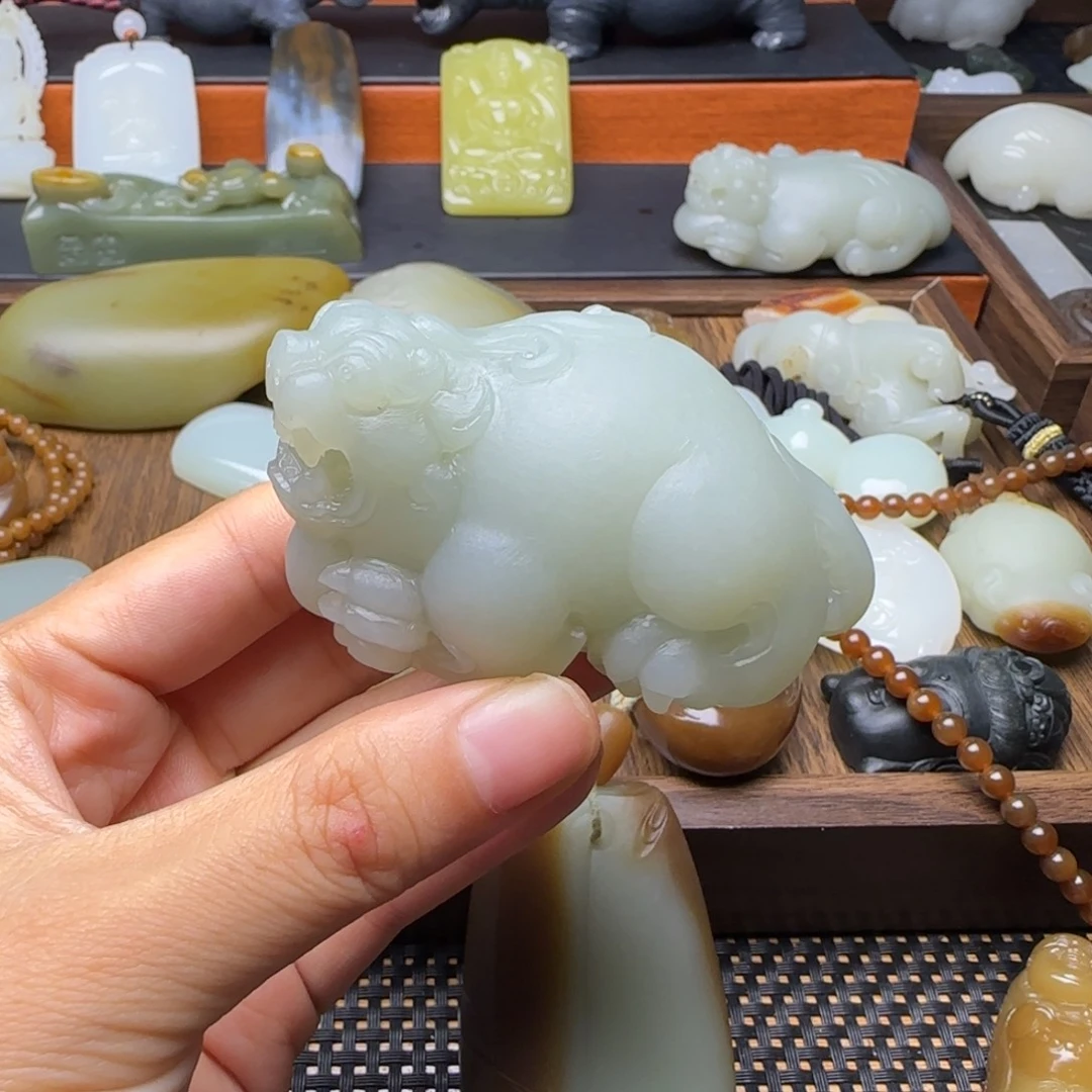 S****未镶嵌和田玉（糖玉）挂件