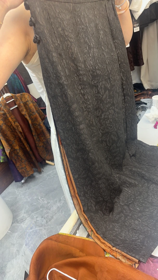 冠乐锻裙子198不退换