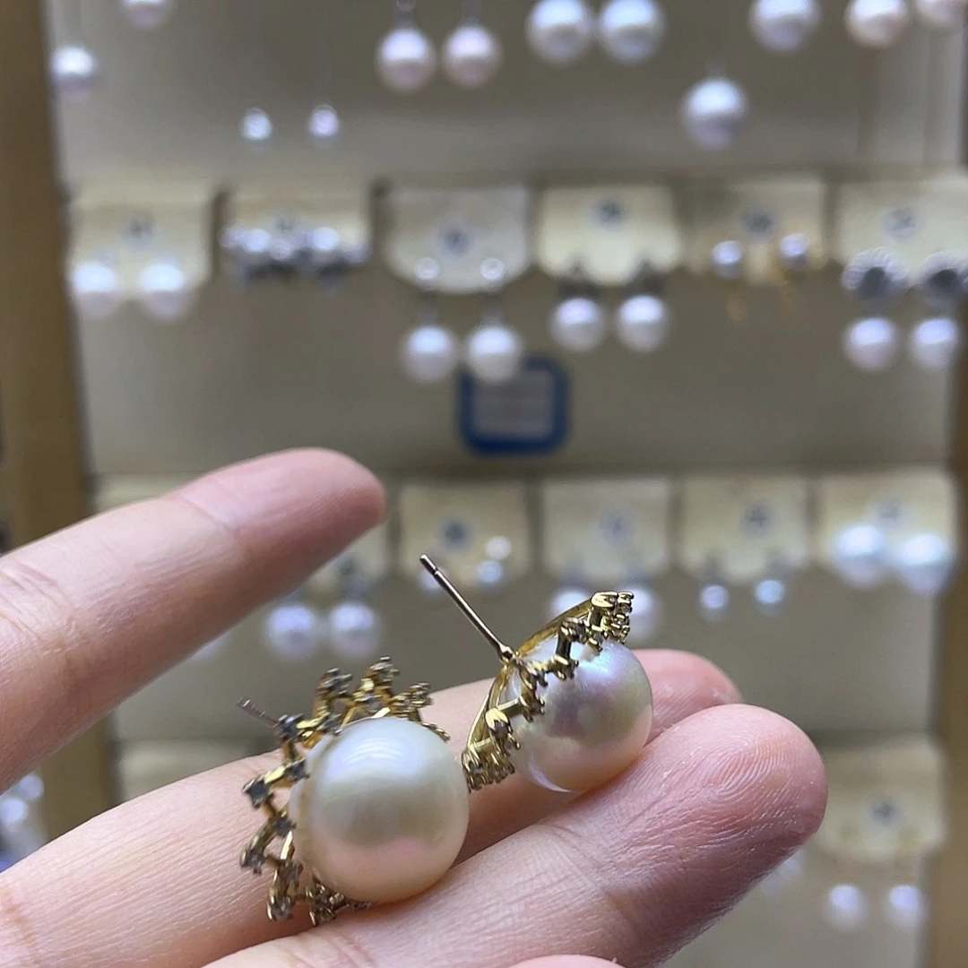 银S925镶嵌耳饰淡水珍珠