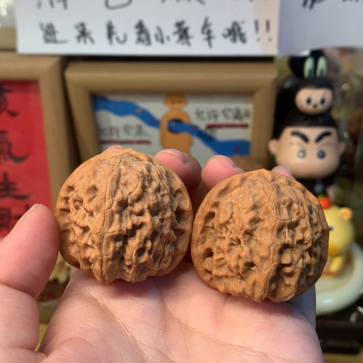 桃核吊坠41尺金麒麟