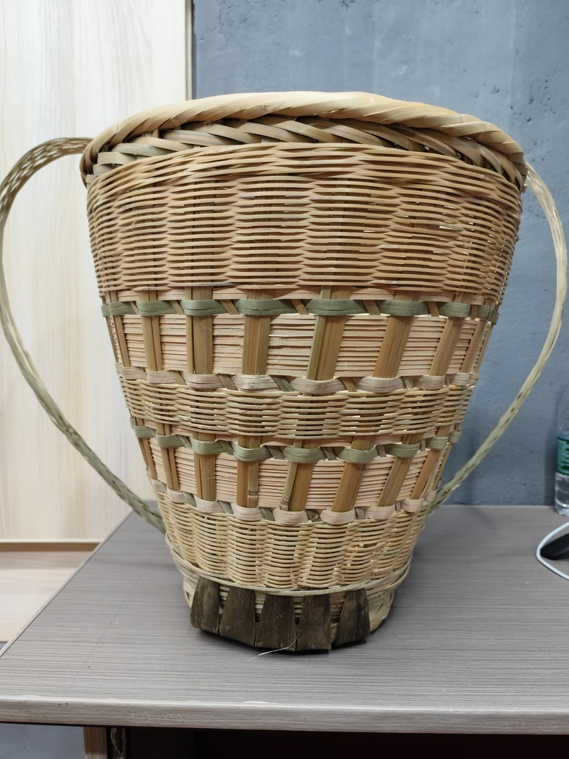 纯手工编织柴背篓