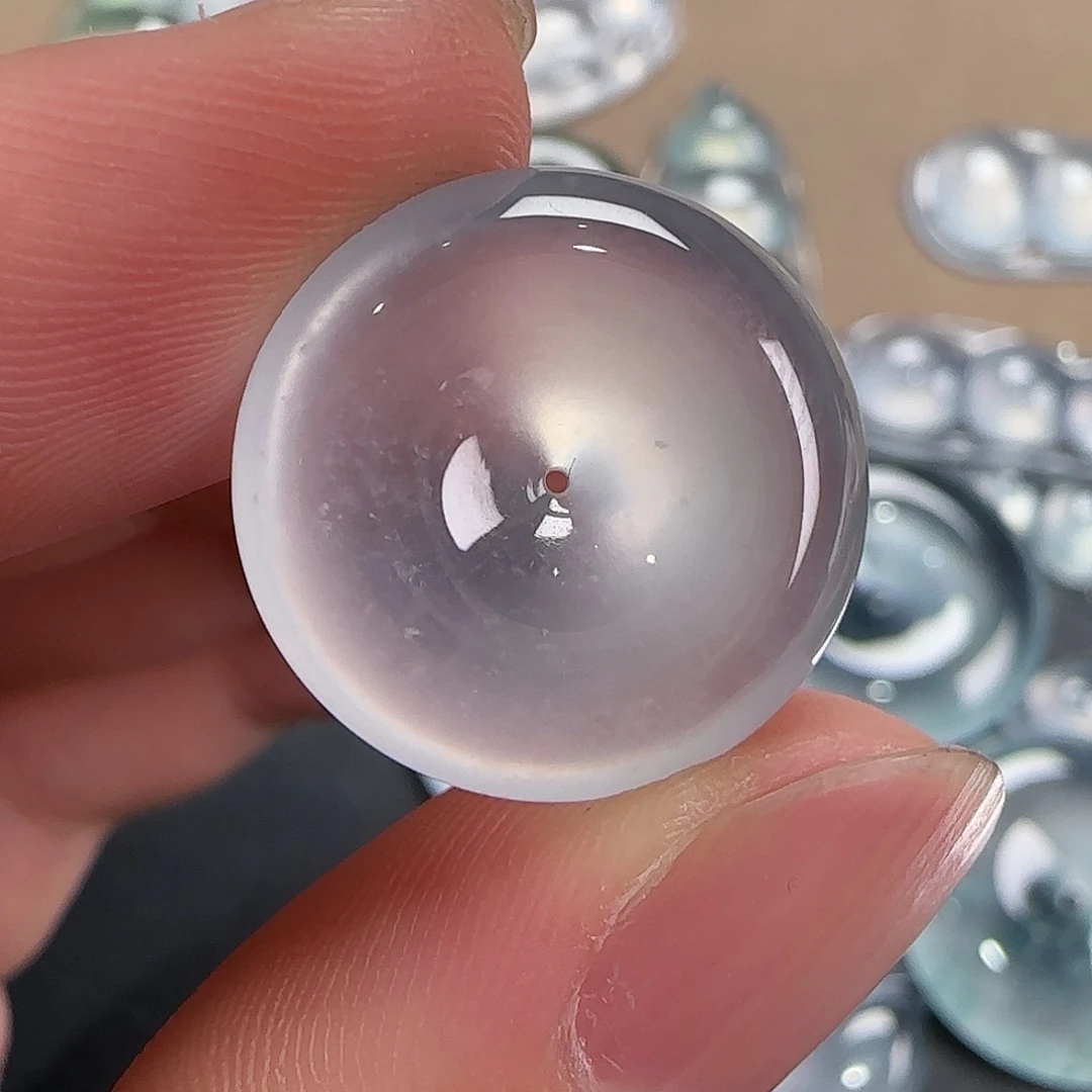 翡翠未镶嵌颈饰