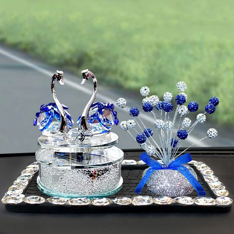 【2033人收藏】网红太阳能旋转天鹅汽车香水摆件车载香薰车内装饰