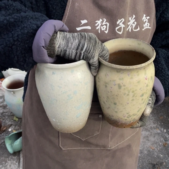 花盆紫砂口13高21瑕疵瑕疵颜色随机