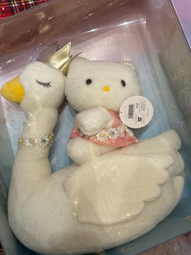 汉堡专拍kitty公仔