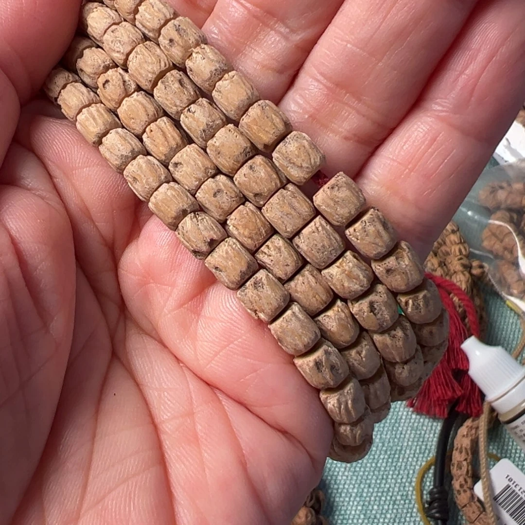 吊坠柏香籽/百香籽夸父