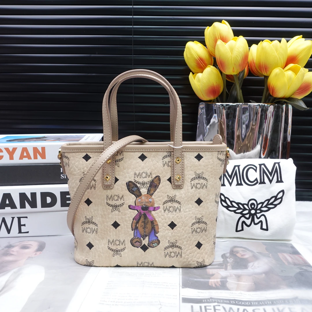 99新 MCM 单肩包/T10321003