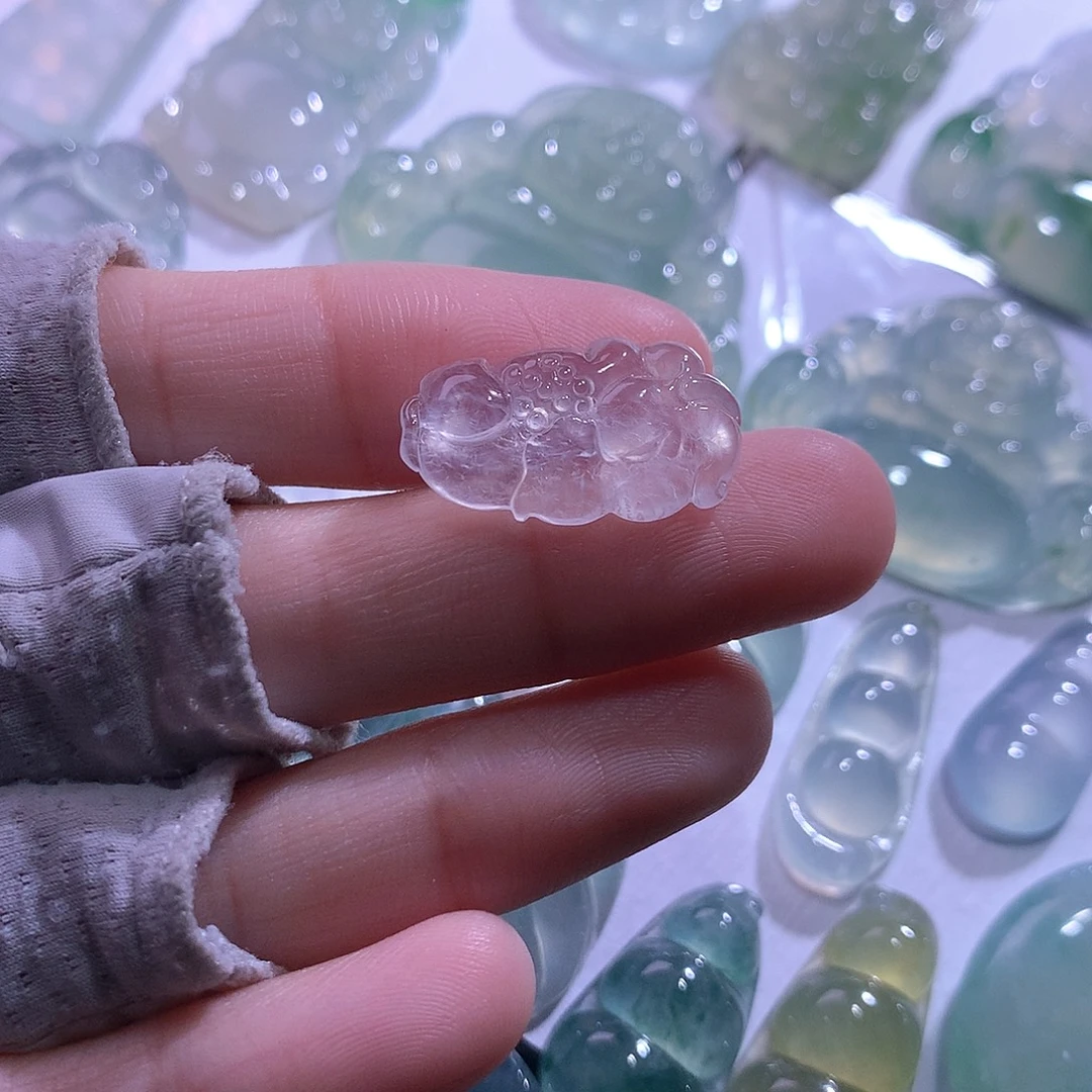 颈饰未镶嵌翡翠莲花