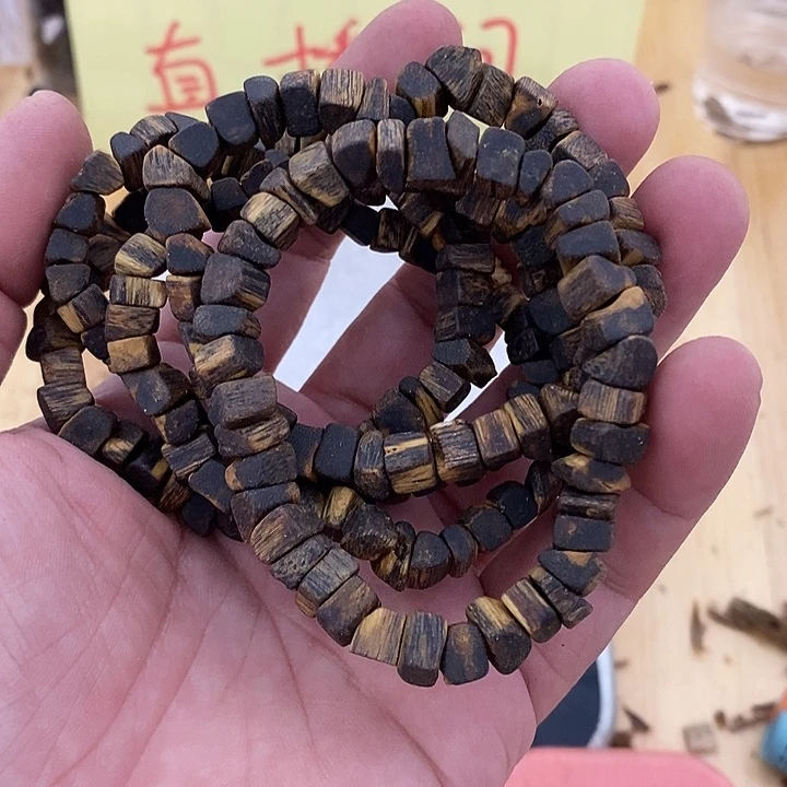 沉香沉香碎屑白棋楠沉水原材料