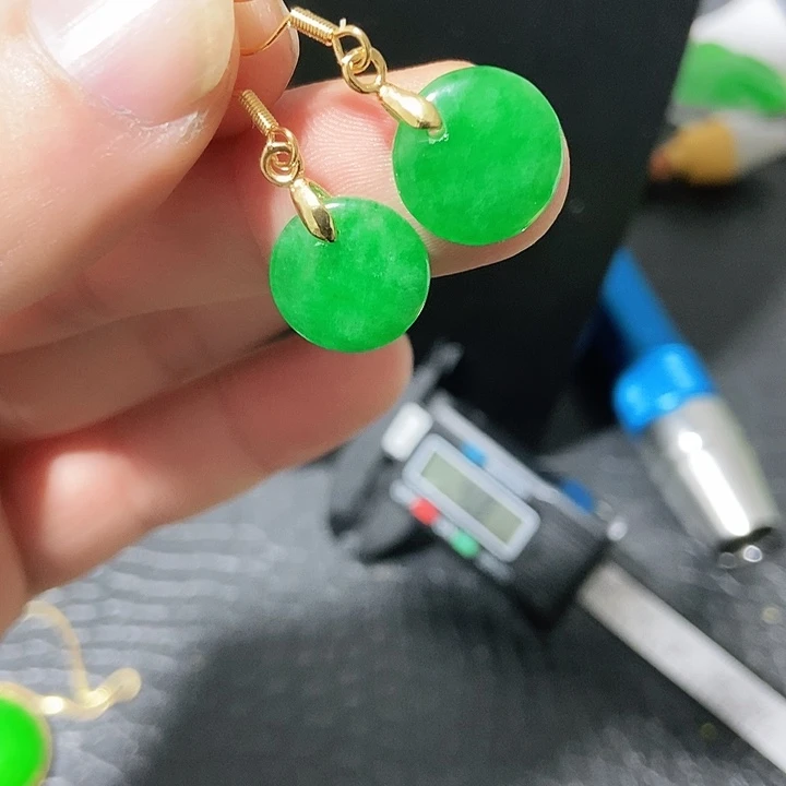 翡翠14K金镶嵌颈饰耳钉