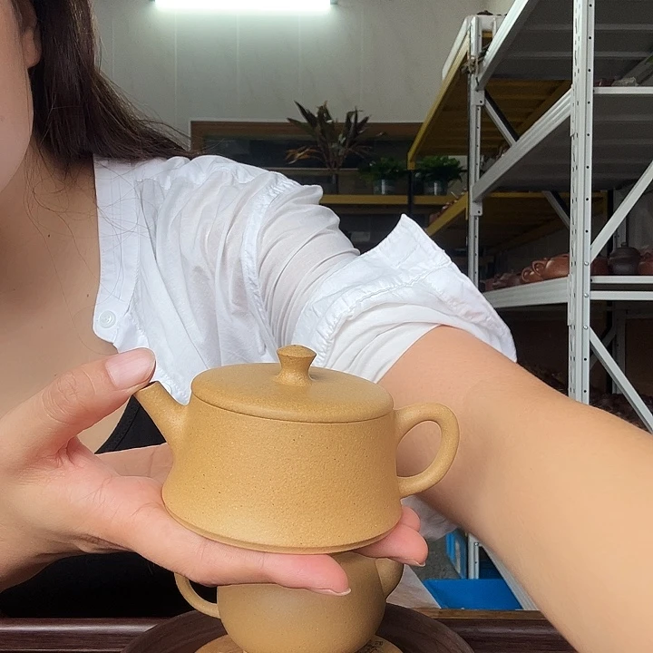 紫砂茶壶黄金云柱150cc