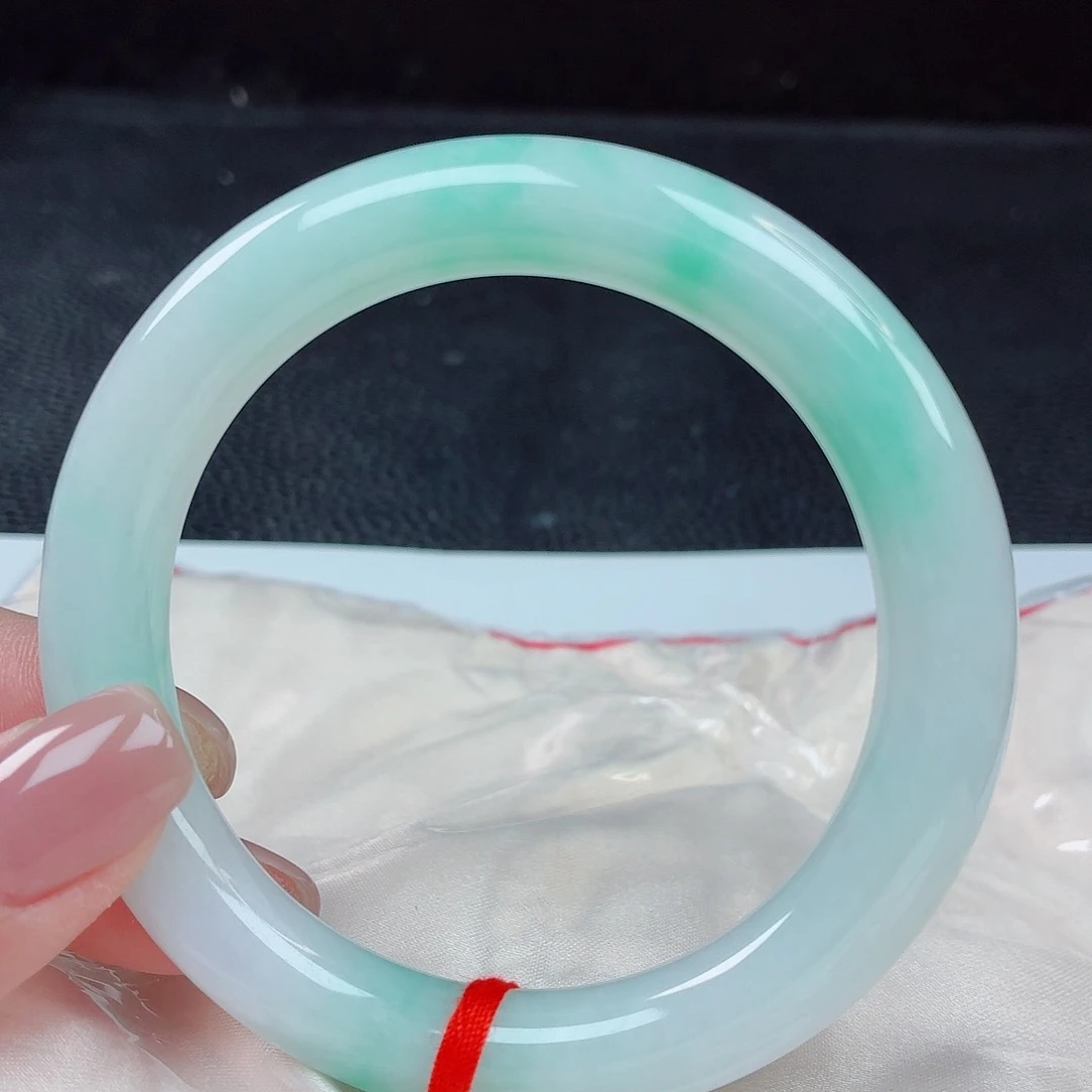 未镶嵌手镯翡翠56+