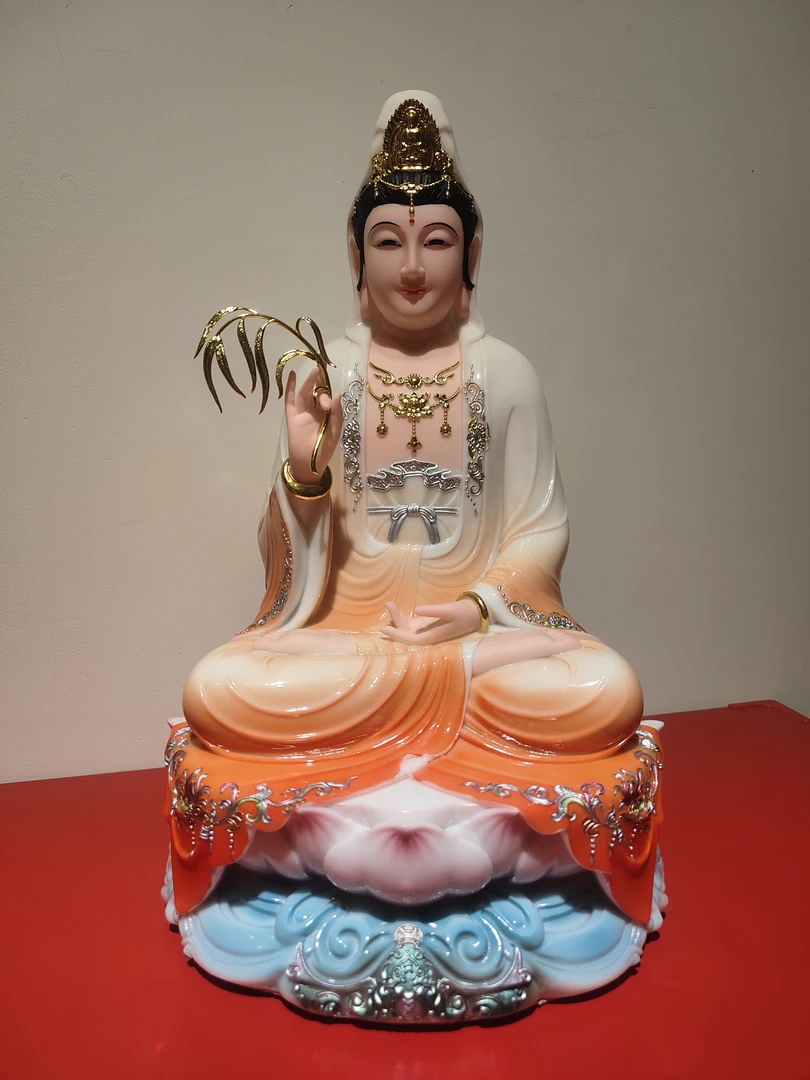 19寸合成汉白玉半空心观音