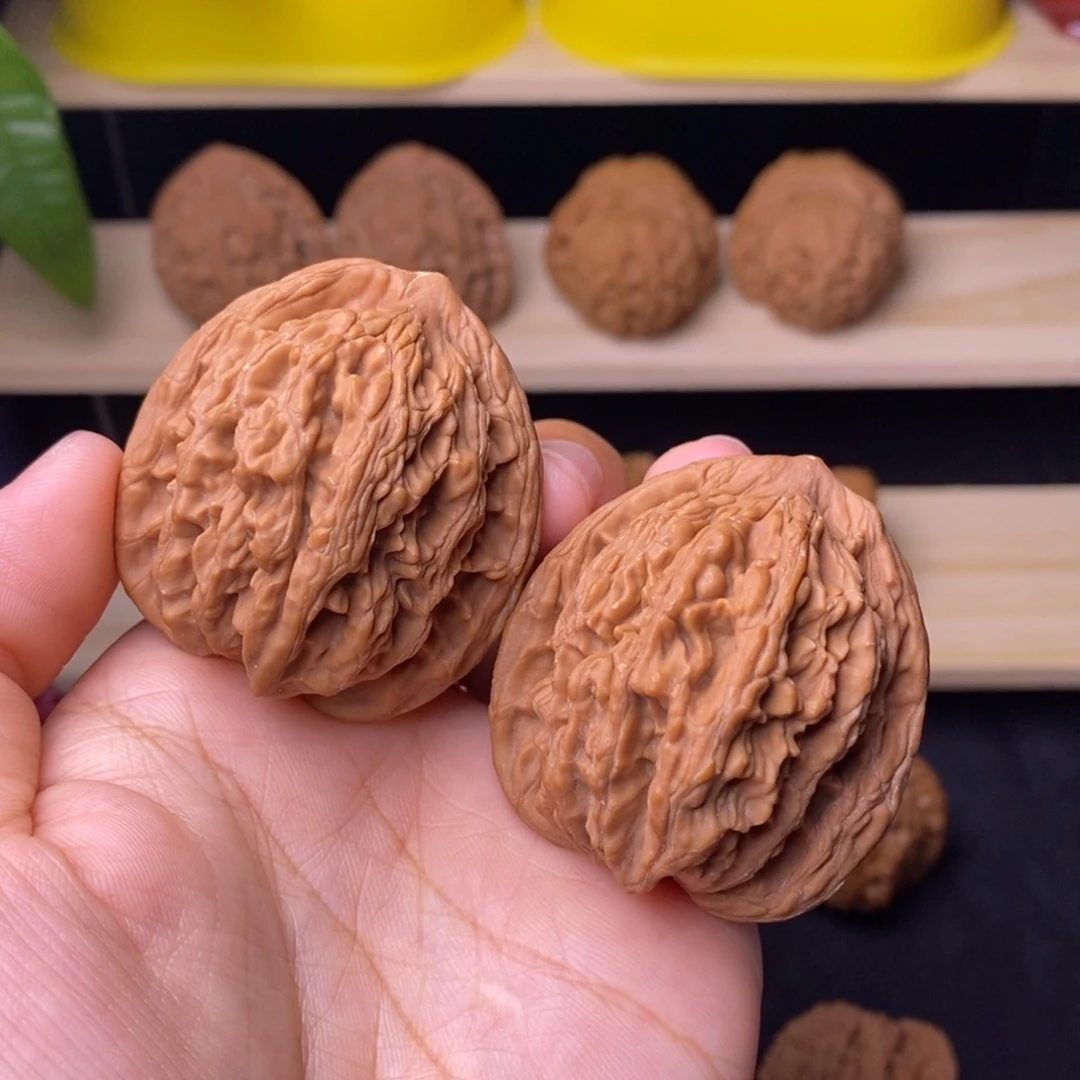 文玩核桃把件42麦虎