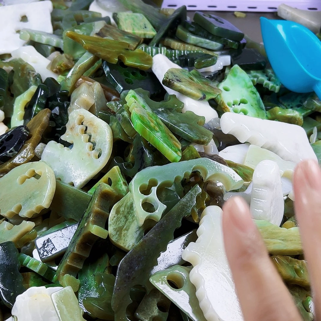 和田玉（糖玉）未镶嵌珠宝半成品