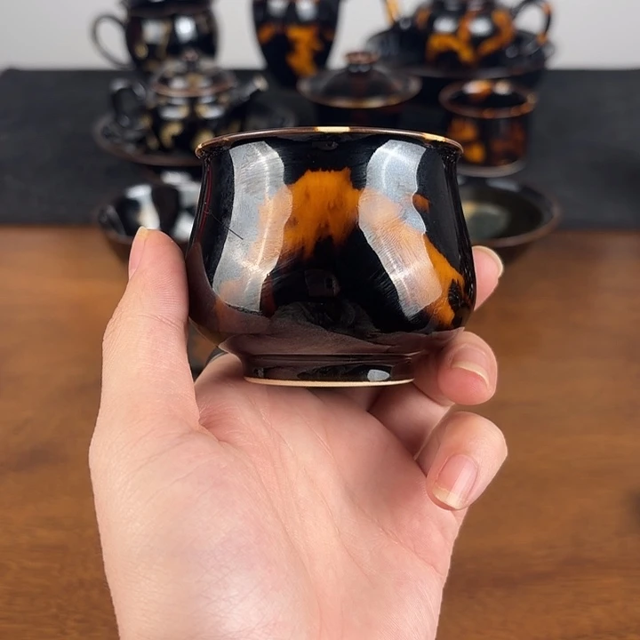 瓷玳瑁釉钱袋主人杯