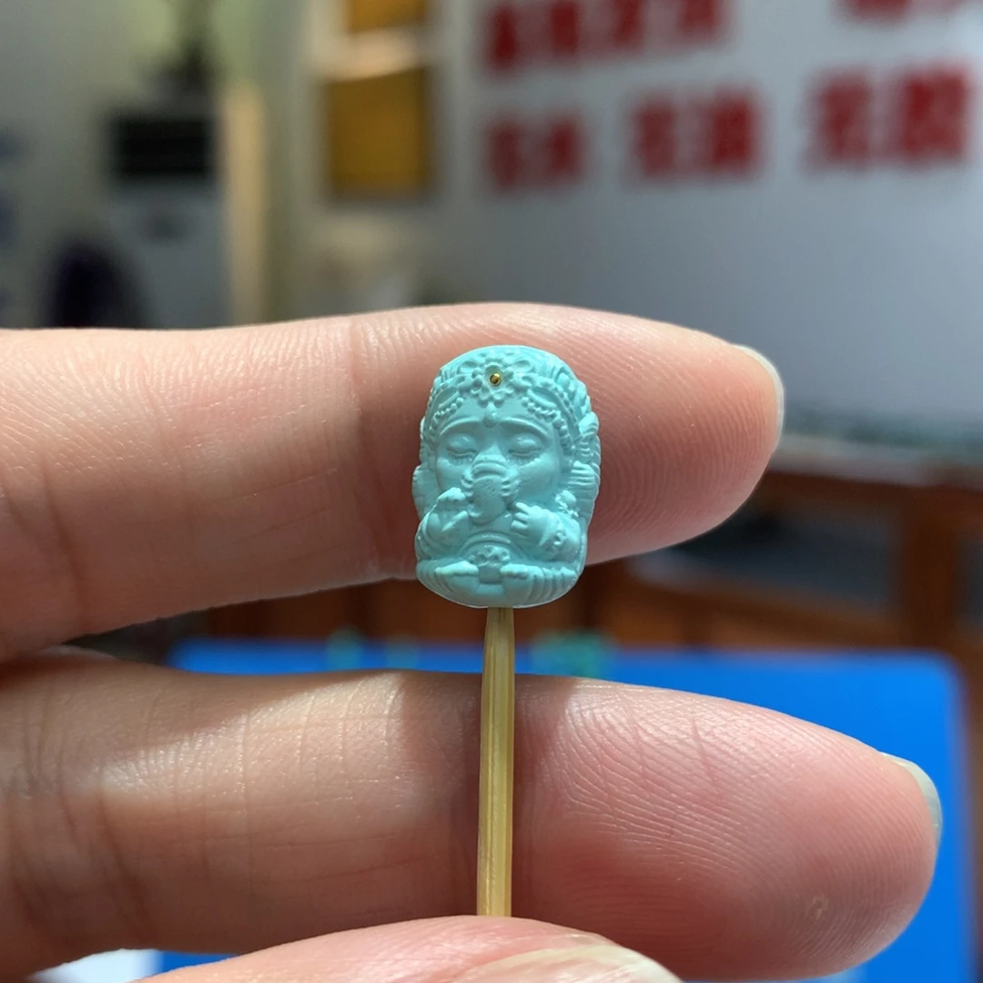 绿松石配饰未镶嵌