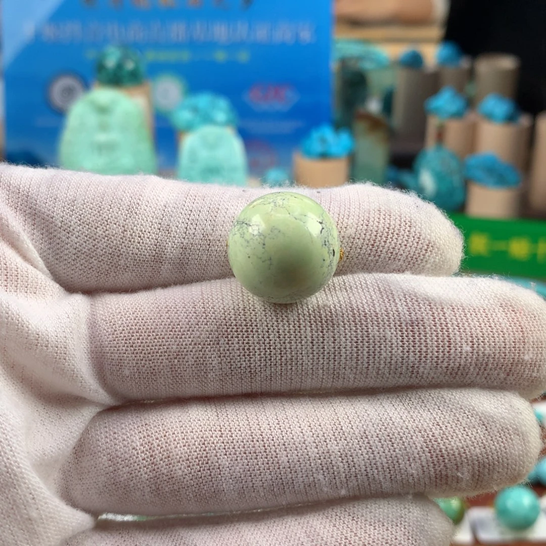 绿松石未镶嵌珠宝奇石16.1mm