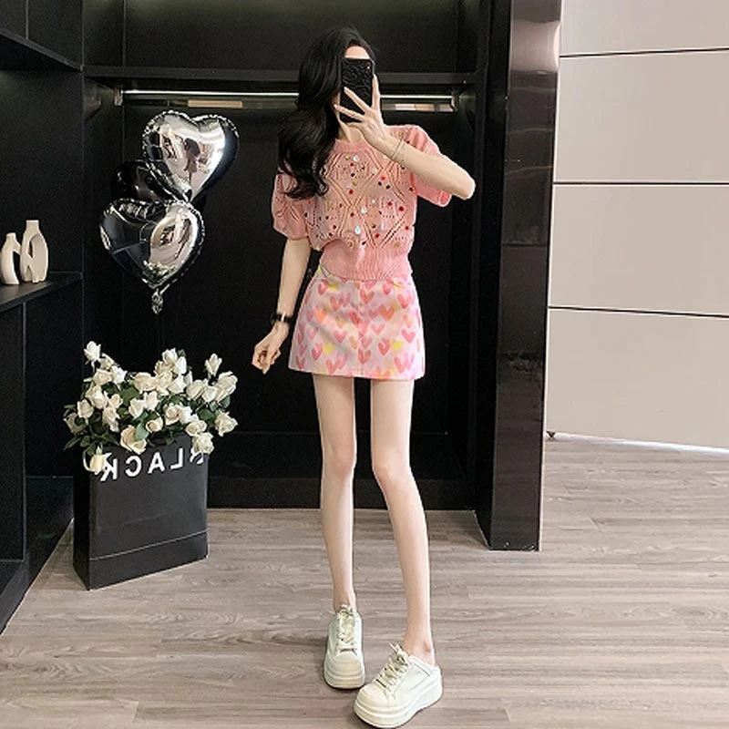 2025夏季爆款镂空设计感针织短袖T恤上衣碎花半身裙小众两件套女