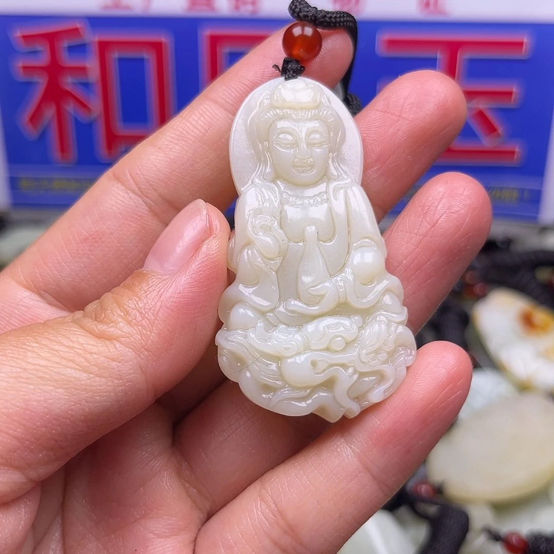 颈饰未镶嵌和田玉