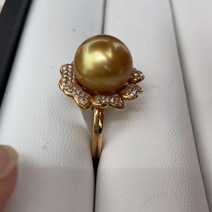 海水珍珠戒指18K金镶嵌12.4mm正圆深浓金小极光戒指