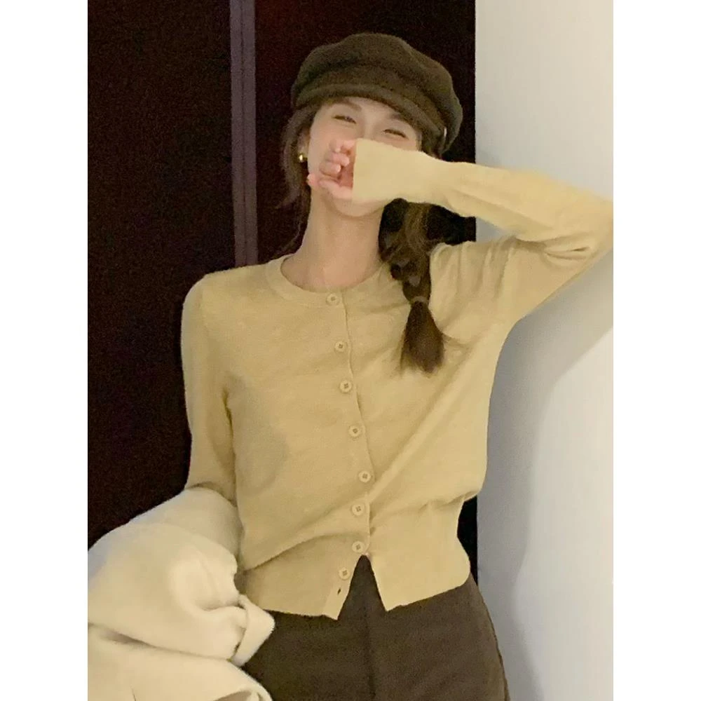 粉色针织开衫外套女2025新款奶系穿搭早秋显瘦百搭温柔风软糯毛衣