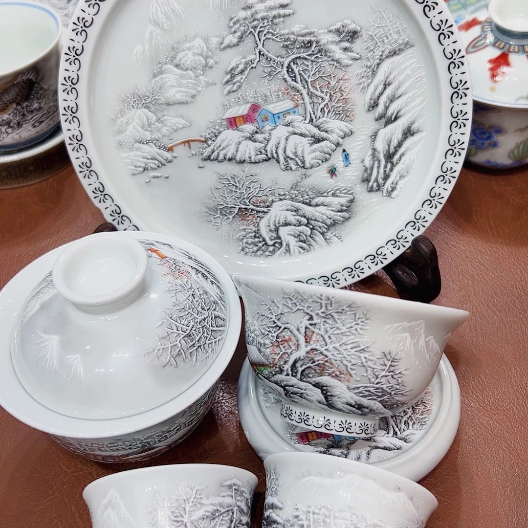 摆件景德镇市和上海浦东国际机场