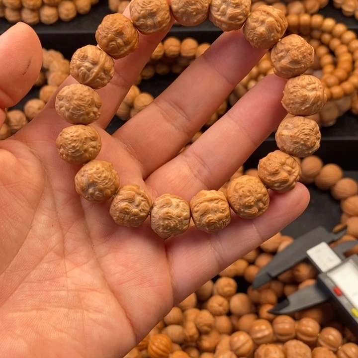 ****鸟微瑕泛油二等蟾王