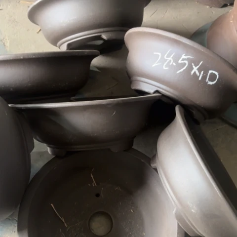 100-7。      28.5-10