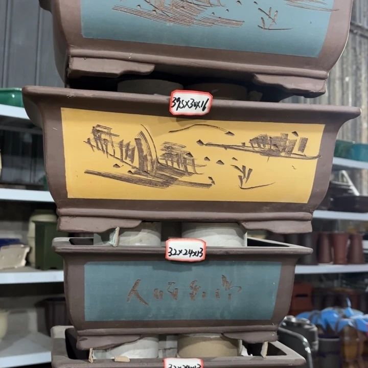 紫砂花盆               128-4