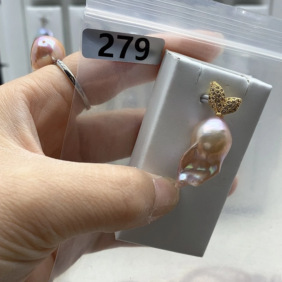颈饰合金淡水珍珠