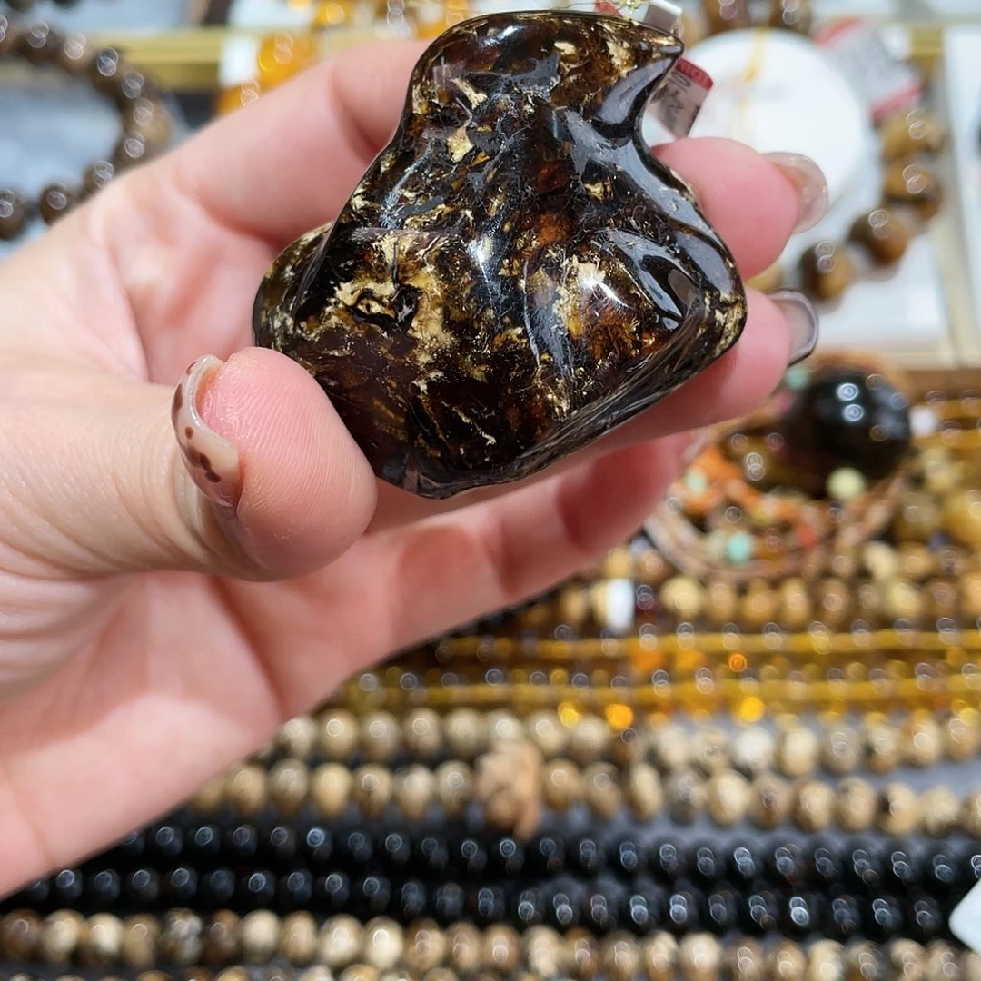 清***茶琥珀未镶嵌手链雕刻