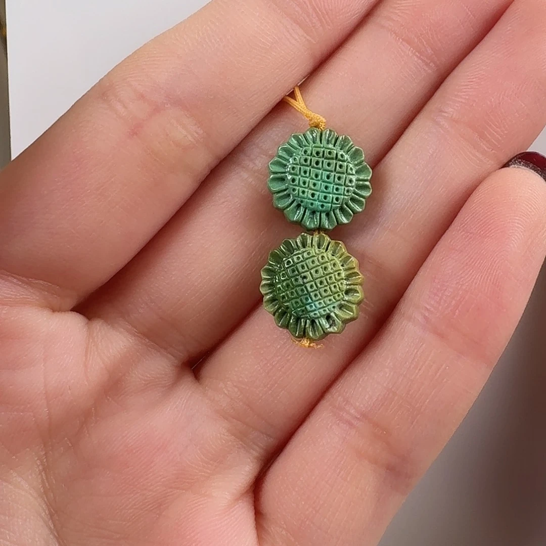 绿松石未镶嵌挂件
