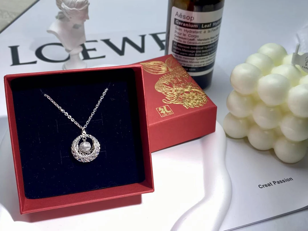 坠链均足银 足银999爆闪织梦网星泉项链(链长40+42+45+3cm）