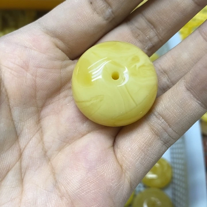 裸石蜜蜡未镶嵌吊坠