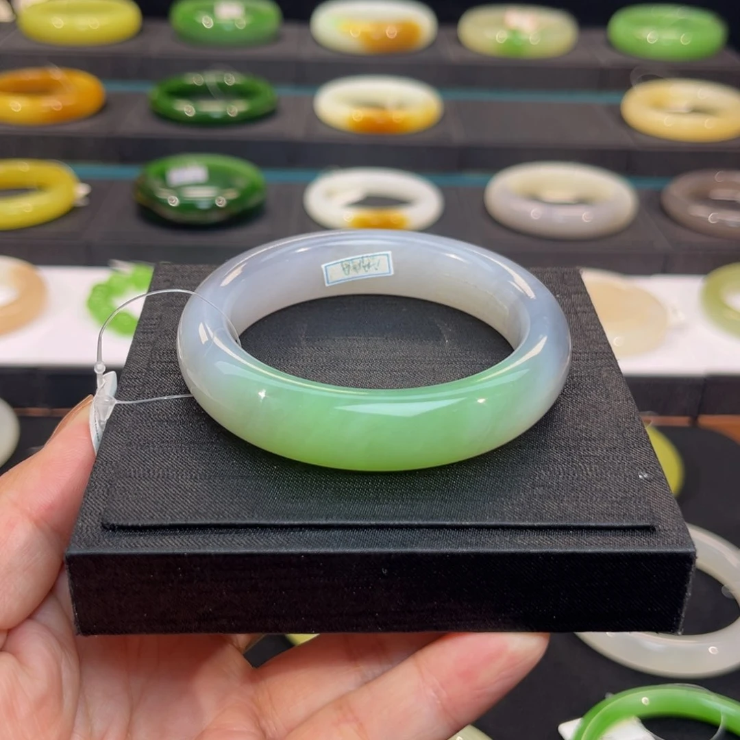 未镶嵌手镯和田玉-紫翠双色手镯