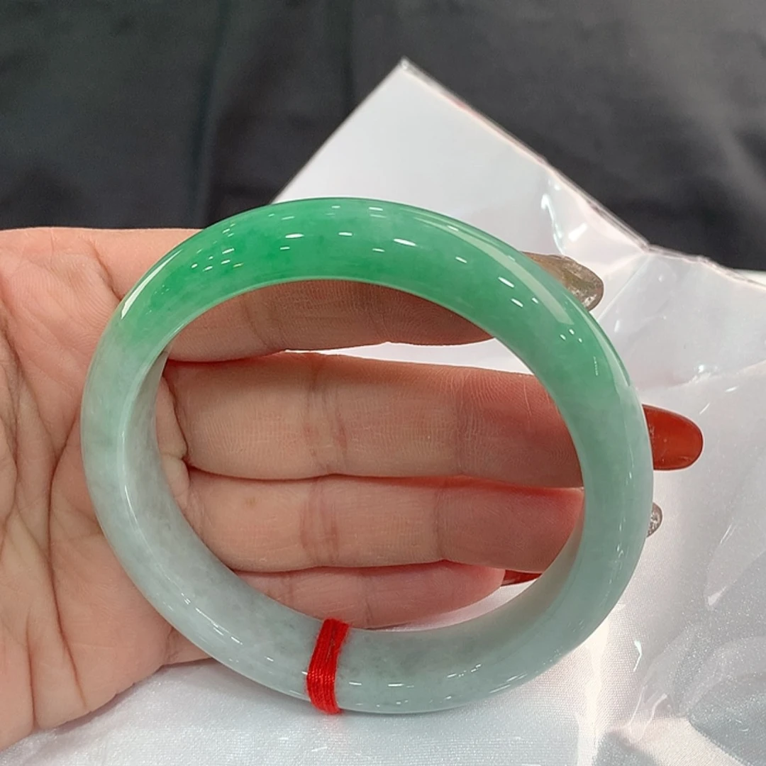 【闪购商品】翡翠手镯未镶嵌62.7，62/63