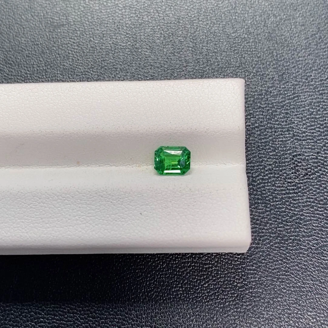 石榴石裸石未镶嵌1.11