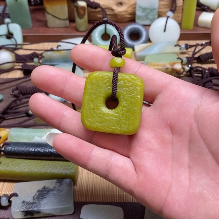 蛇纹石玉挂件未镶嵌乐*优