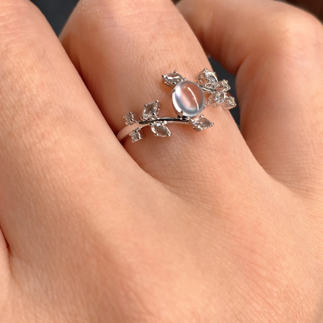 【闪购商品】翡翠戒指18K金镶嵌小****王戒指