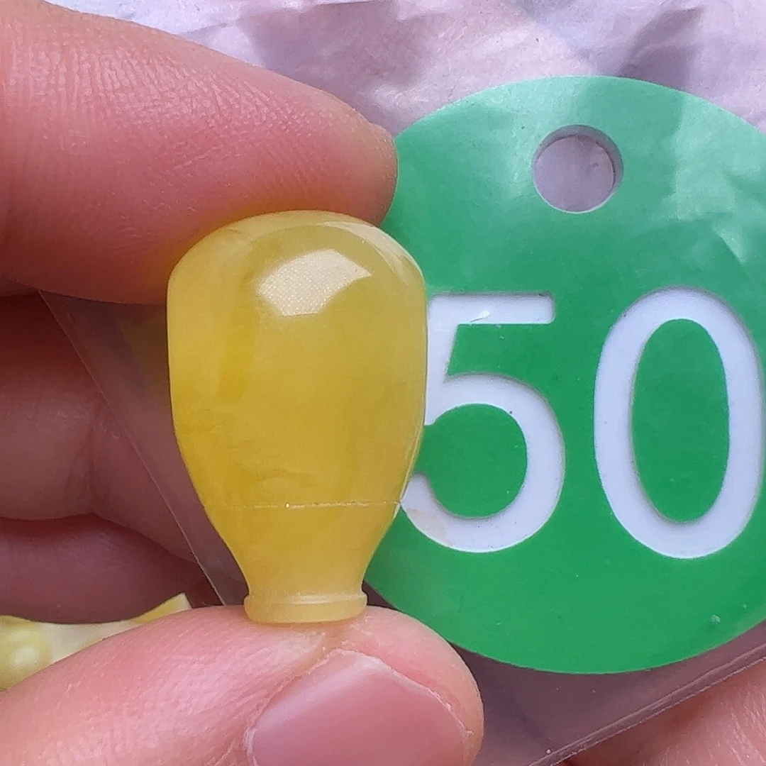 未镶嵌蜜蜡裸石12.7mm微瑕